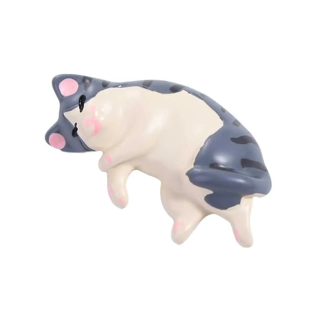 Cute Simulated Cat Fridge Ornaments Resin Handicraft Cat Resin Accessories Sleep Cat Simulation Lazy Cat Miniatures