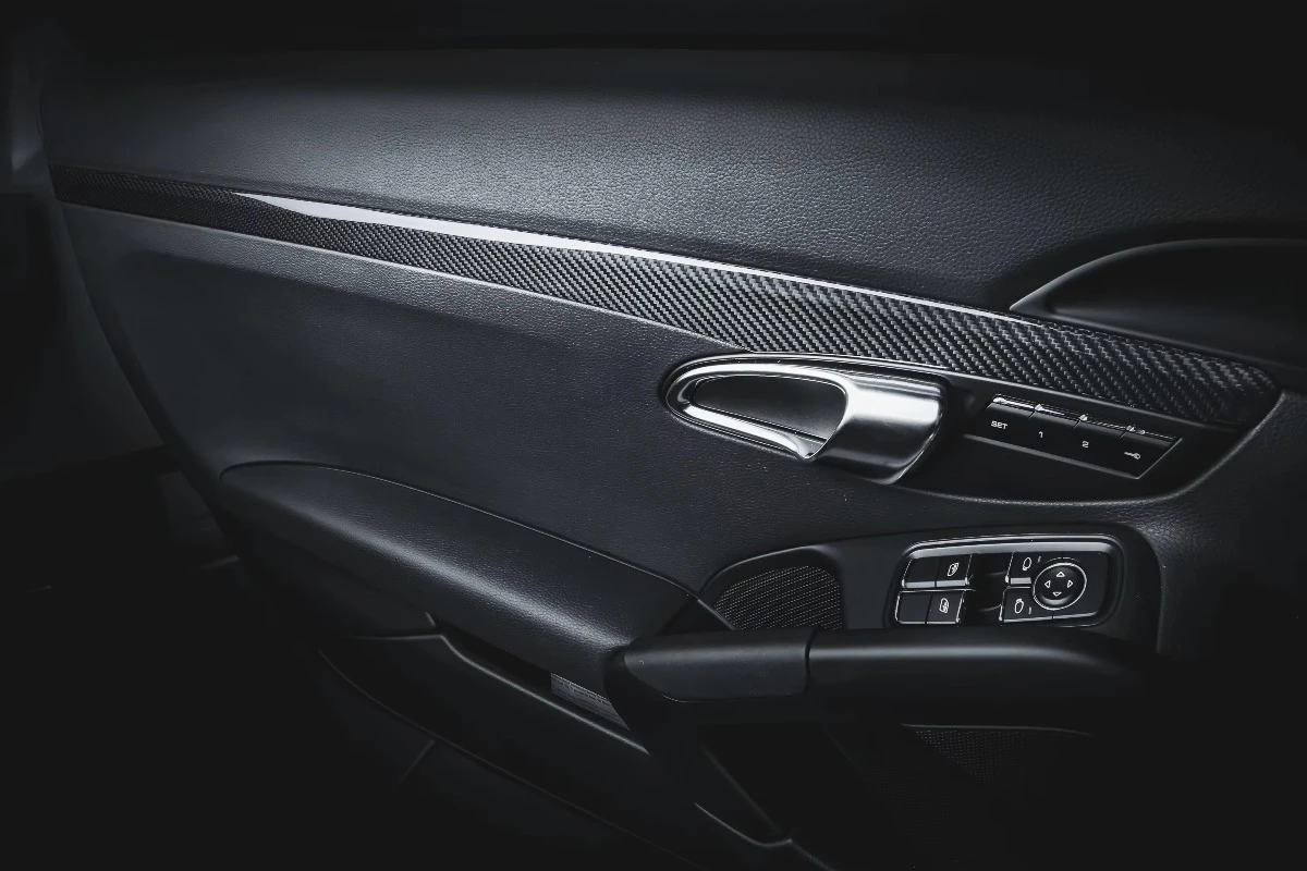 Premium Carbon Fiber Interior Perfect For718 981/982 Style Enhances Vehicle's Visual Appeal High Quality LHD