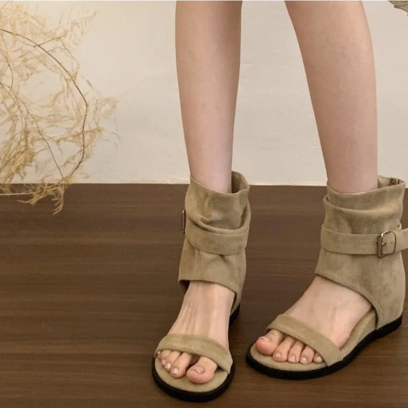 French Niche High Wedge Cool Boots for Women 2026 New One-line Strap Versatile Roman Sandals