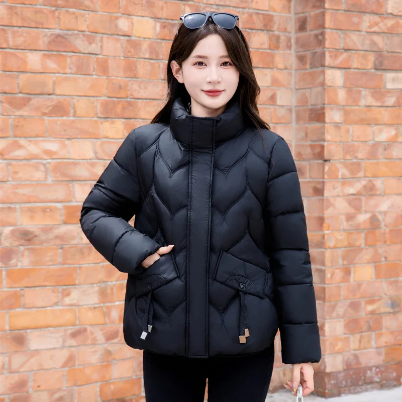 2024 neue Frauen Winter jacke Daunen Baumwolle gepolstert Kurz mantel weibliche Mode lose lässige Puffer Parkas koreanische weibliche Oberbekleidung