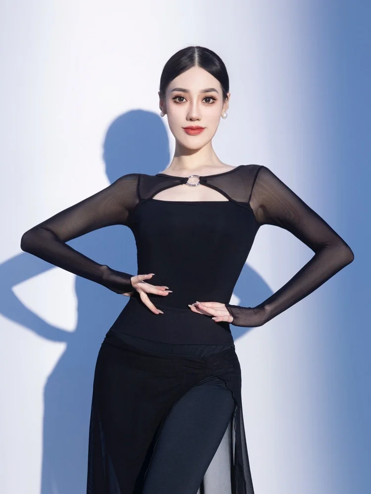 Damski top do tańca latynoamerykańskiego Conny, nowy, długi rękaw, do ćwiczeń, nowoczesny strój taneczny, wyjmowane wkładki.