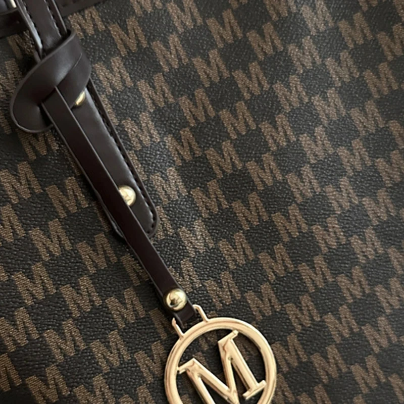 Thumbnail 4 - #72 Shopping Bags Discount Picks