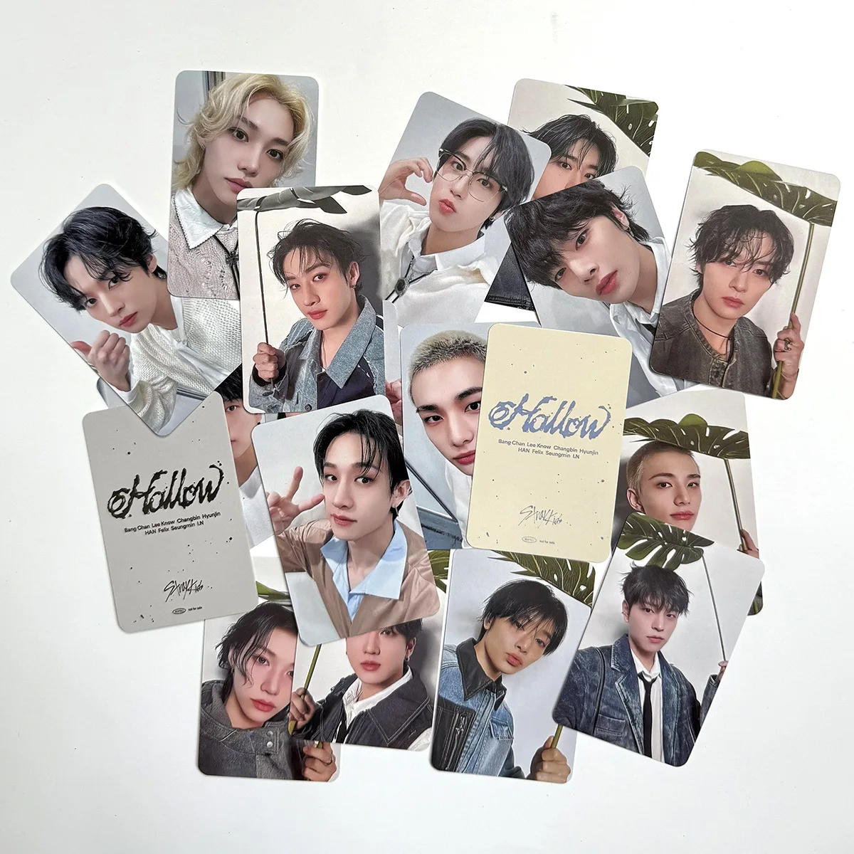 بطاقة صغيرة محيطية لجولة Straykids skzoo Shizuoka هدايا محيطية لمروحة بطاقة إصدار محدود أسبوعيًا