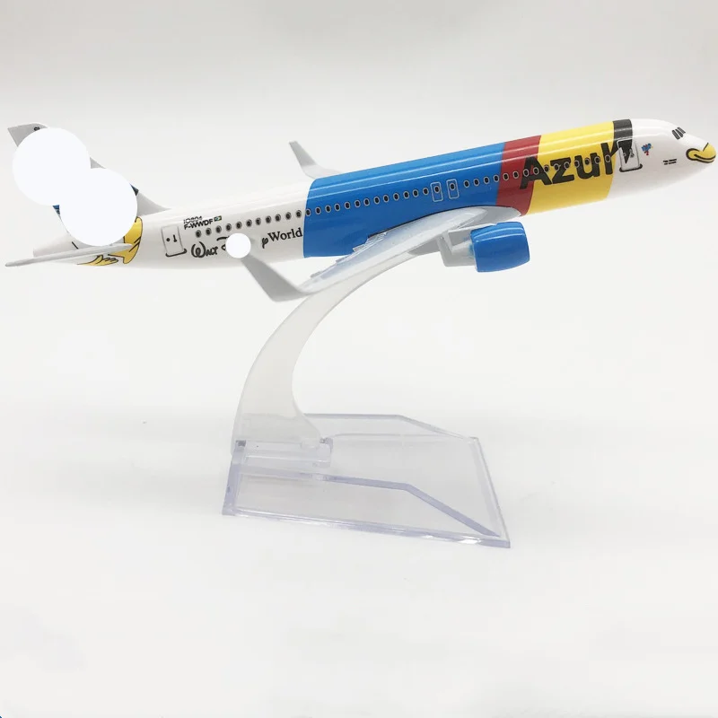 16CM Airplanes Brazil Azul Brazilian Airlines A320 Metal Aircraft Kid Gift Plane Model Collectible Display