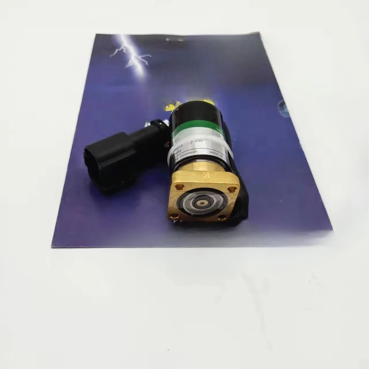 

17A-15-17271 WA380 Loader Solenoid Valve 17A-15-17271 561-15-4721 0 Accessoire Voiture Garden Tools