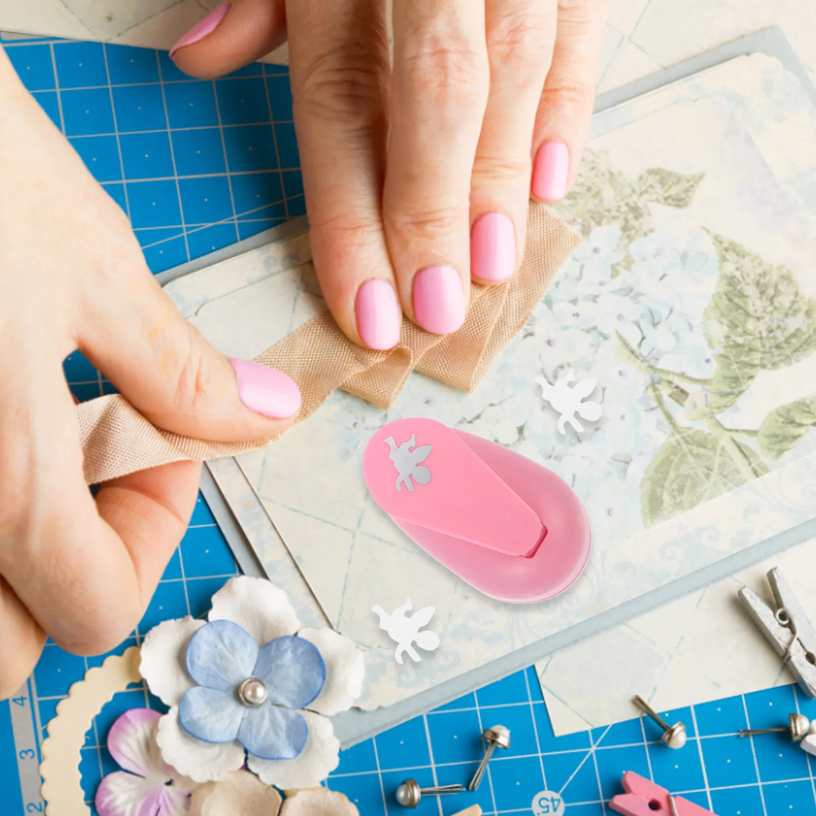 Scrapbooking DIY Punch Paper Puncher for DIY Crafts Making Clean Cut Tiny Patterns Cards Tags Labels Handmade Punch