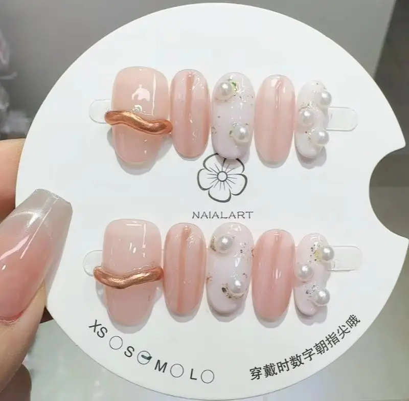 

10PCS 3D White Flower Press on Nails Hand-drawn Pink Floral Gradient Pearl French False Nail Sweet Short Oval Fake Nail Manicure
