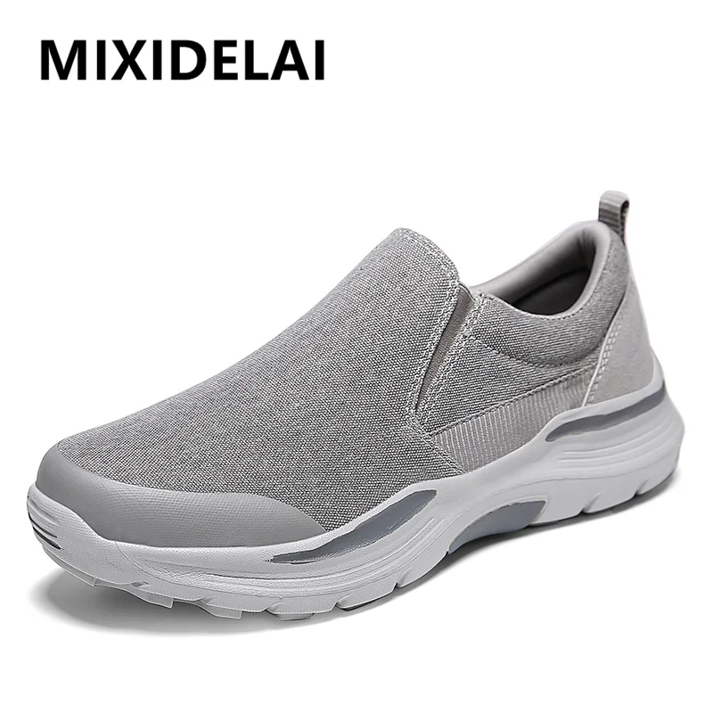 Spring Summer Canvas Shoes Men\'s Breathable Casual Brand Lightweight Flat Shoes Comfortable Fashion Sneakers Plus Size Men Shoes