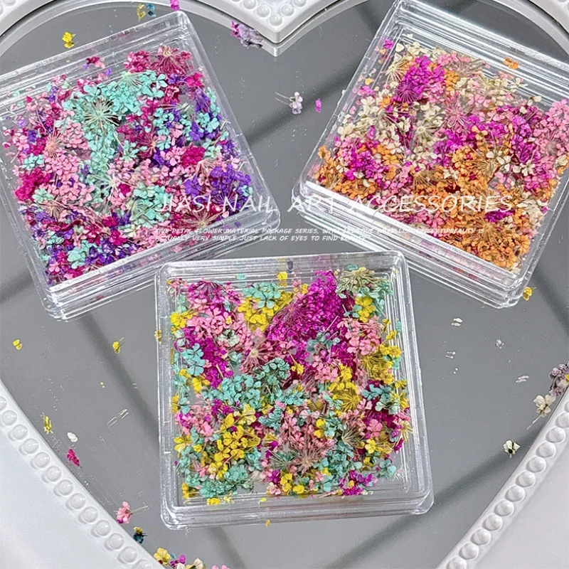 Decorazioni fai-da-te per nail art Fiore secco in gel in stile giapponese per unghie Gioielli artistici Ciondoli Fiore Decorazione per salone di bellezza