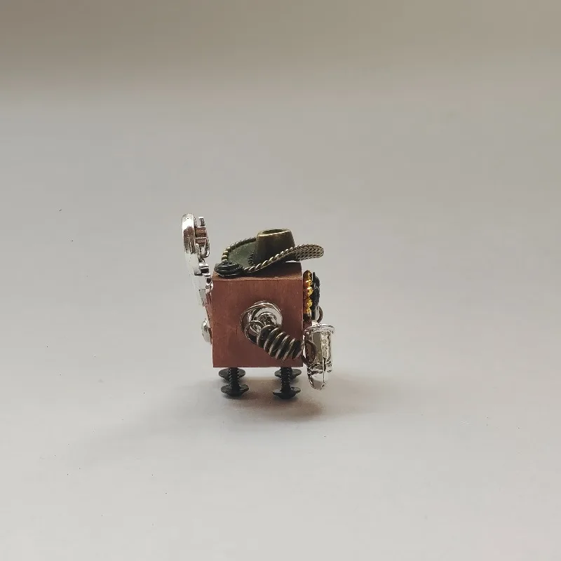 Punk robot small ornament pendant