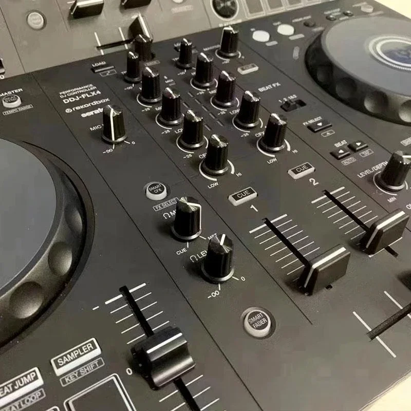 DDJFLX4 all-in-one controller player supports rekordbox and SeratoLite software