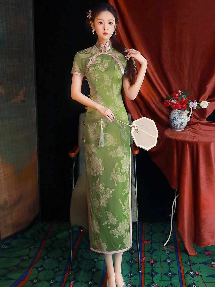 

Улучшенная версия Long Dr Young Sle: повседневное платье с высоким воротником, коротким рукавом и высоким разрезом, летняя новинка.