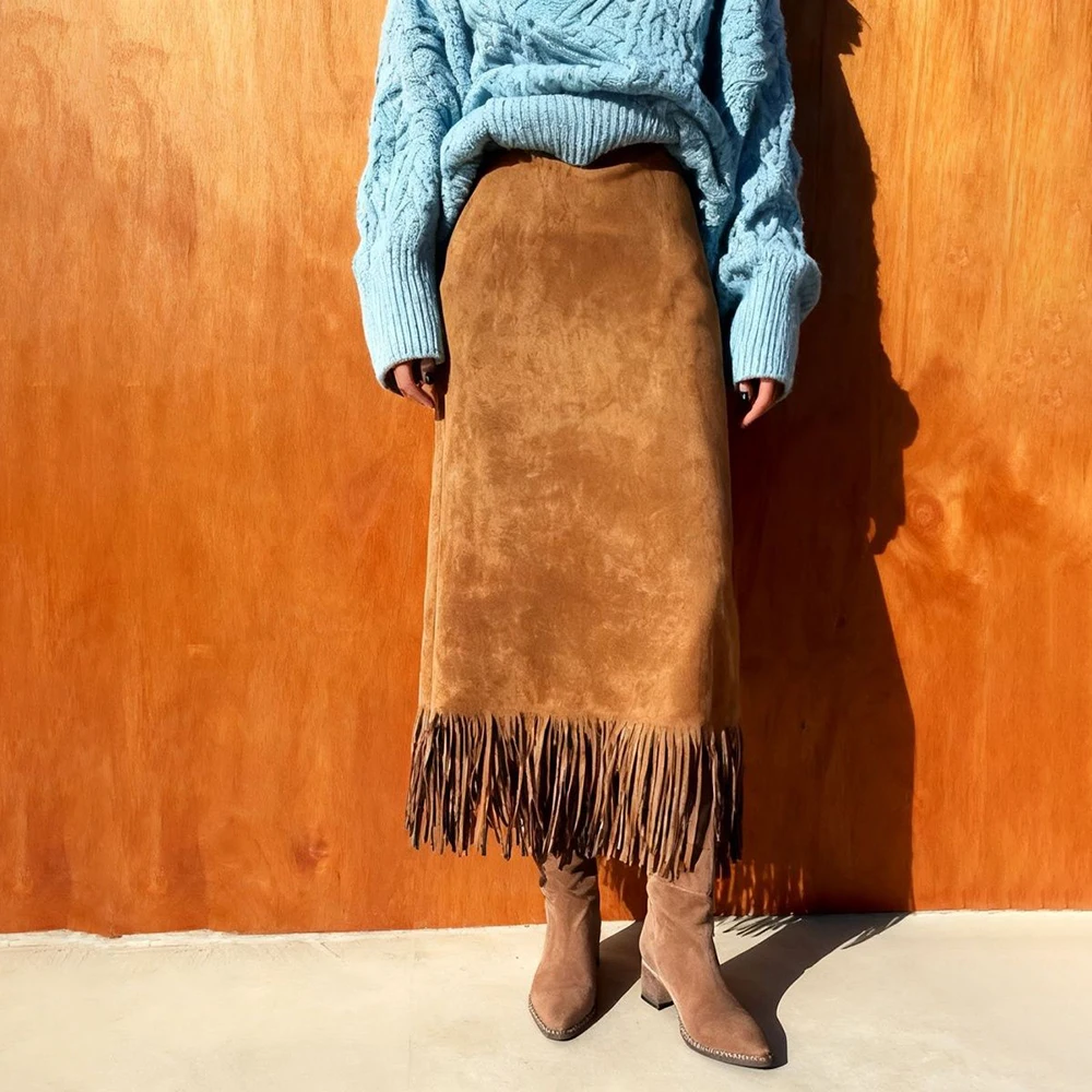 

Stylish and elegant tassel long suede skirt for autumn and winter Tassel suede velvet long skirts for women