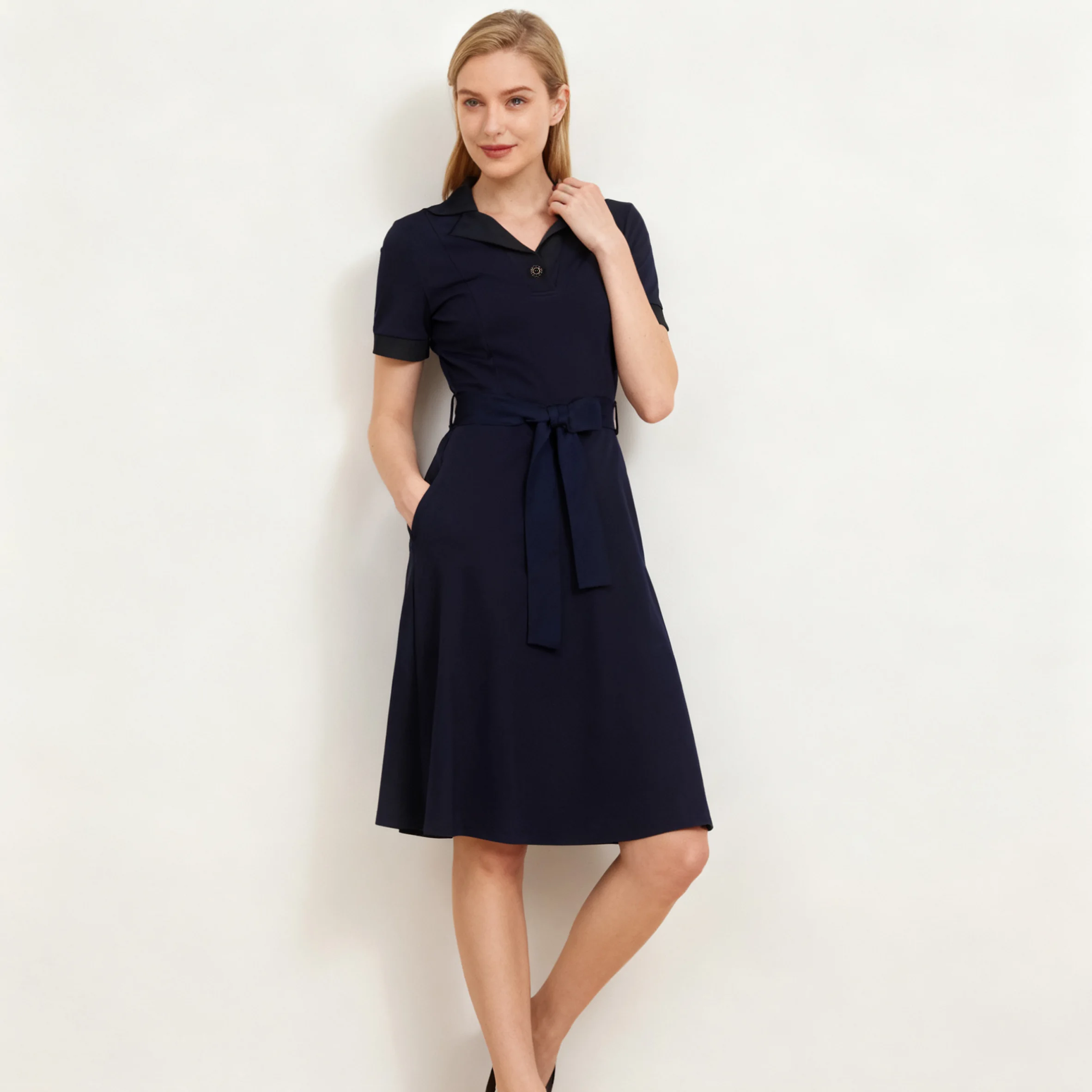 

Women's Dress 2025 New V-neck Knitted Short sleeved Long Skirt