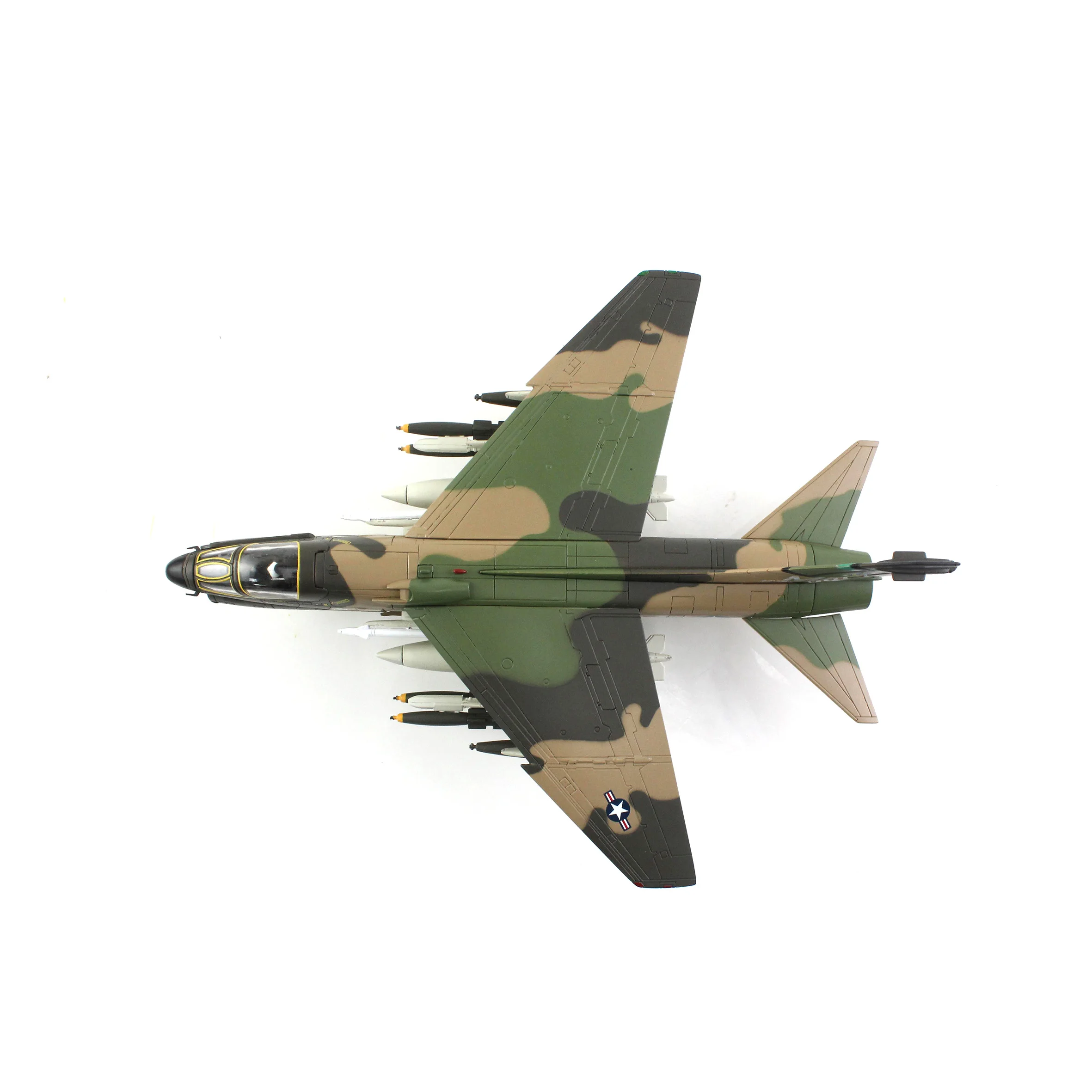 Spot HC1101 1/72 A-7D fighter model 70-0970, 354th TFW, 1970s static alloy aircraft model