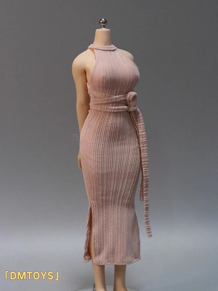 

DMTOYS 1/6 Female Soldier Long Evening Dresses Clothing Model For 12” Doll PH Figure Body Toy Collection