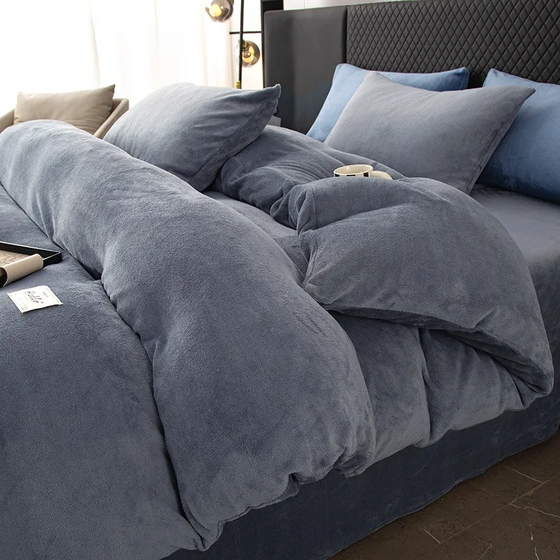 Thickened Milk Velvet Four-Piece Bedding Set Double-Sided Coral Fleece Duvet Cover And Bedding Quilt Winter Warm Bed Linens view 3