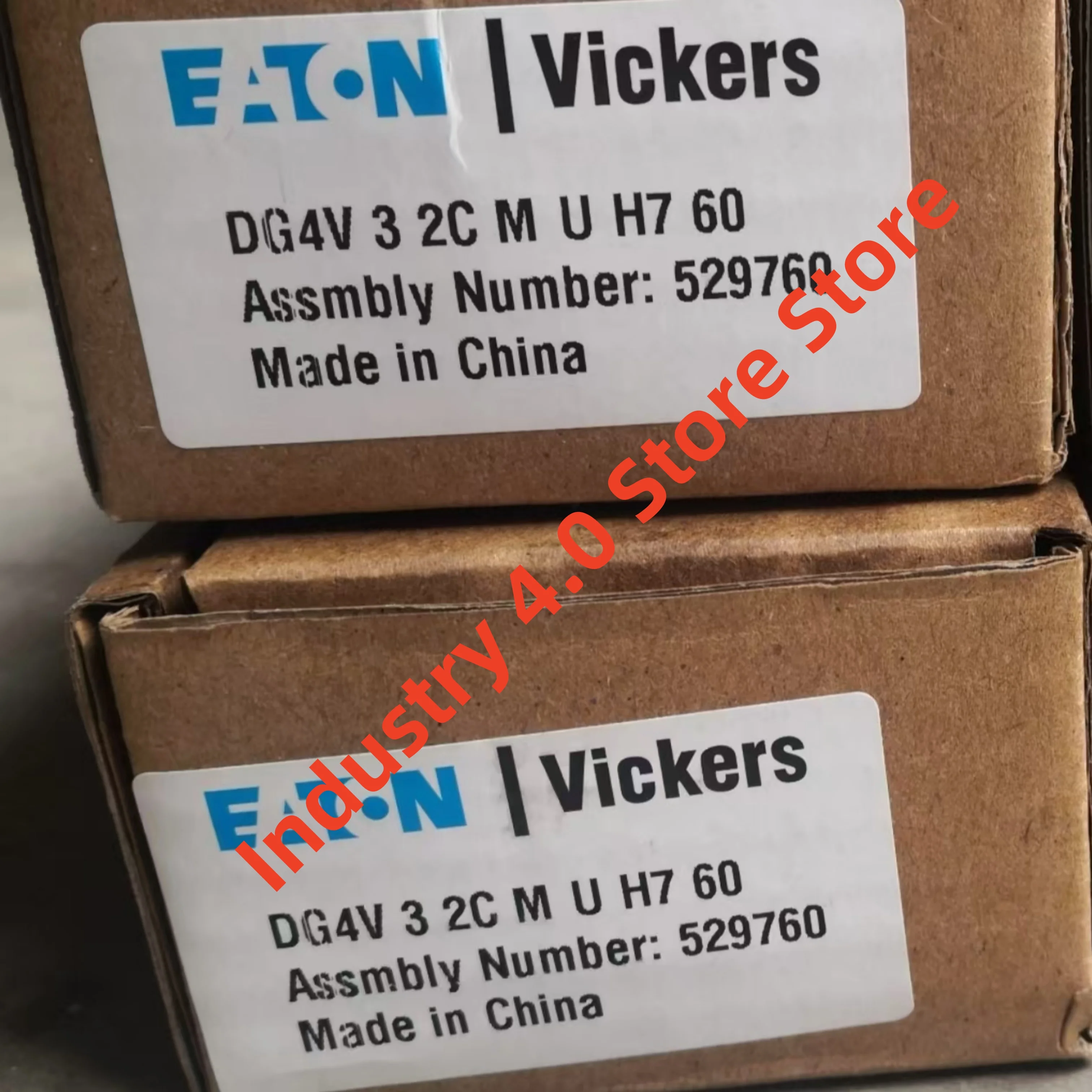 

DG4V-3-2C-M-U-H7-60 новый в коробке Направленный гидравлический клапан