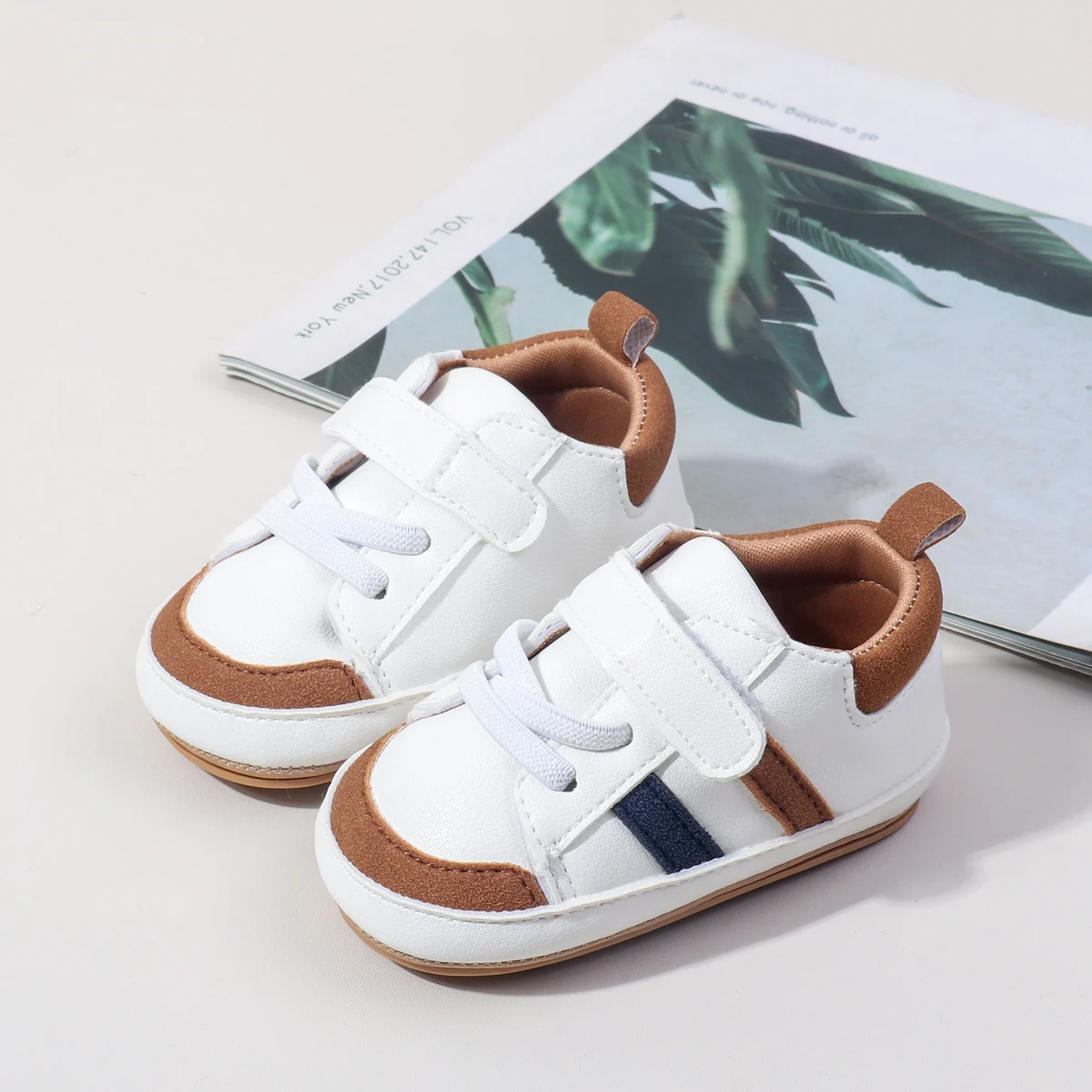 Spring And Autumn Baby Toddler Shoes Soft Breathable Microfiber Leather Infant Sneakers 0-18M Flat Walker Shoes