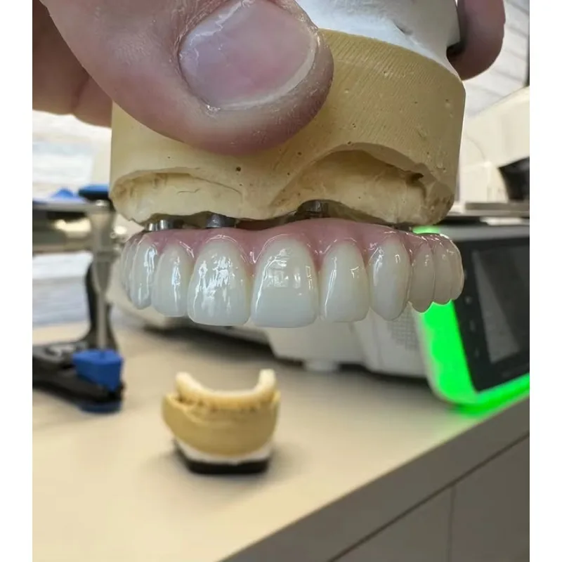 Dental Lab 3D Master Zirconia Block CADCAM Vita16 Color Zirconia Dental 3D Pro Zirconia Disc For Milling Dental Crown - view 4