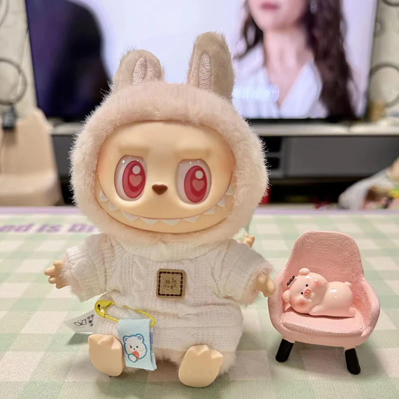 ミニぬいぐるみ人形服,シンプルなピンシャツ服,韓国のkpop,exo labubu i ii idol dolls,座っているパーティー