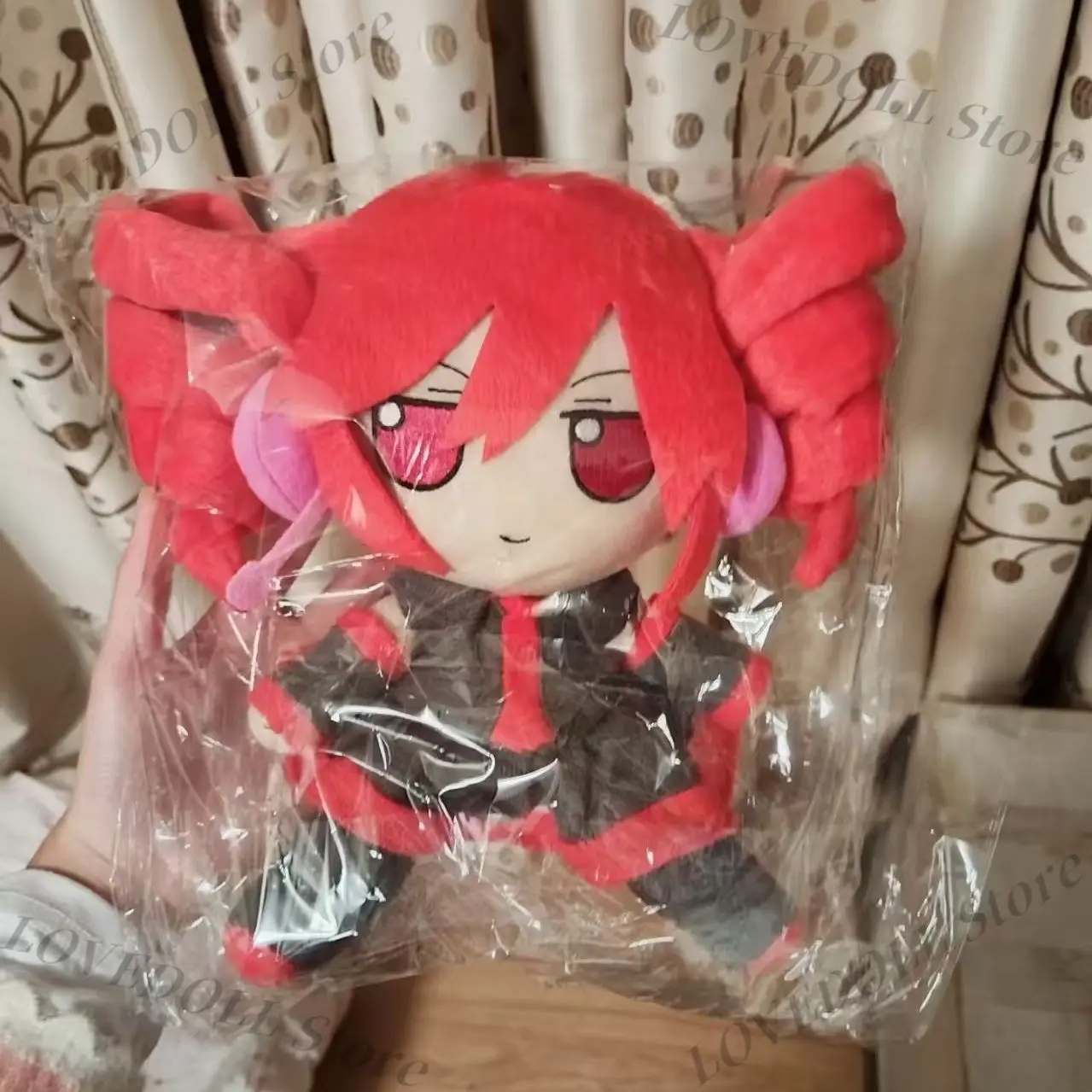 

20CM Game Girl Kawaii Handsome Plush Doll Cotton Body Figures Anime Sitting Posture Dress Up Plushie Toys Pillow Birthday Gift