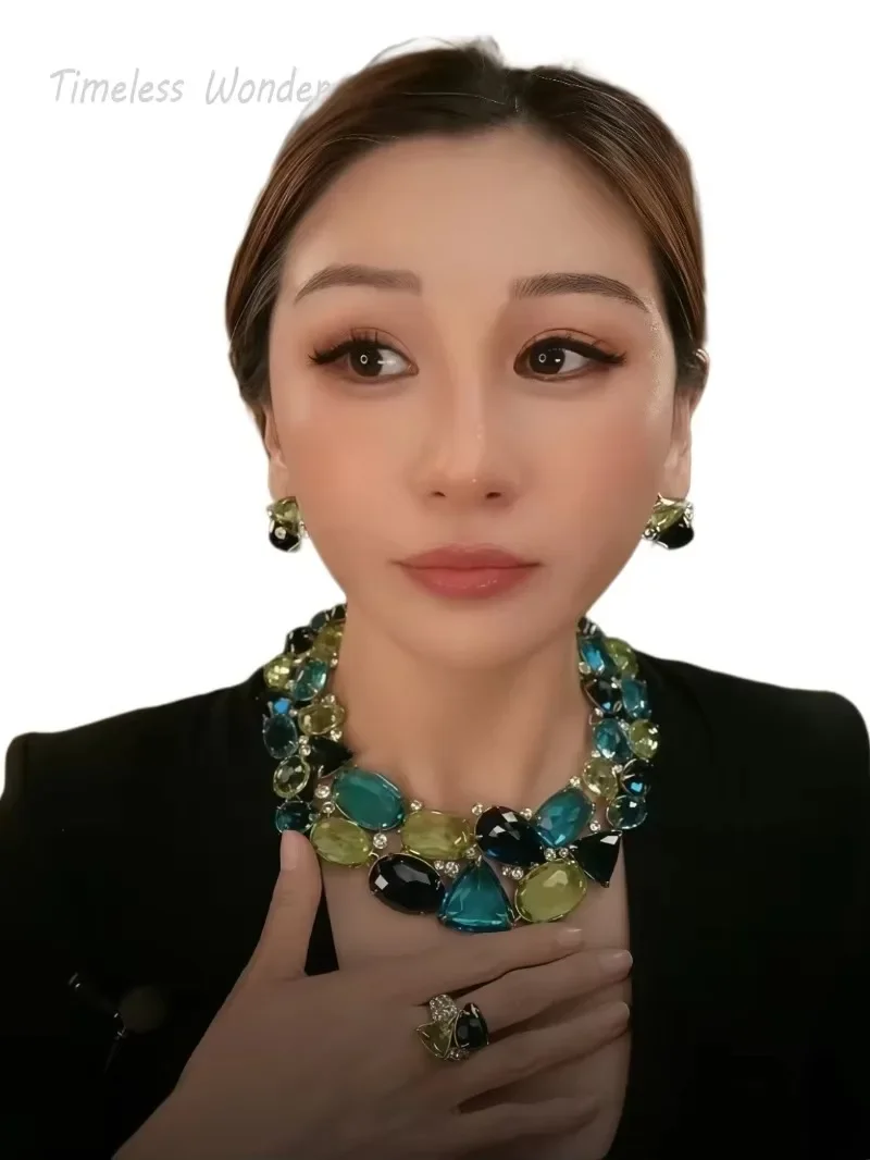 

Timeless Wonder Gorgeous Crystal Geo Cut Statement Necklace N Button Earrings Women Designer Jewelry Sets Runway Rare Top 7524
