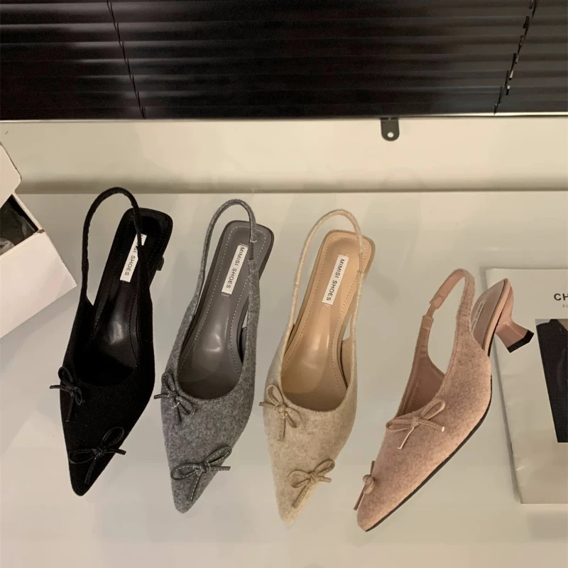 Nowe letnie buty na niskim obcasie dla kobiet Sandały Modne szpilki ze szpiczastym noskiem Eleganckie czółenka do tańca