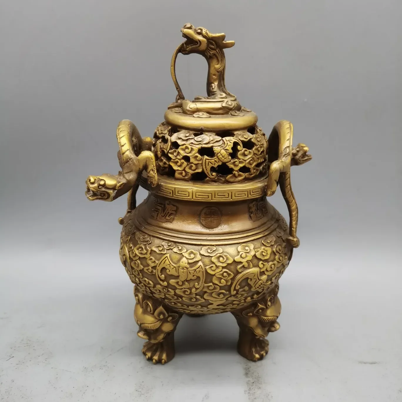 Antique Brass Three Legs Dragon Head Incense Burner Ornament Chinese Ancient Beast Censer Cover Solid Copper