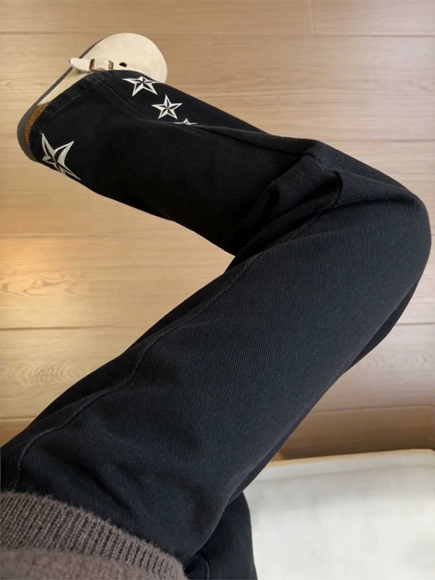 

Black Star Embroidered Loose Straight Leg Jeans Men's Autumn Winter American High Street Style Casual Jeans with Bell Bottoms