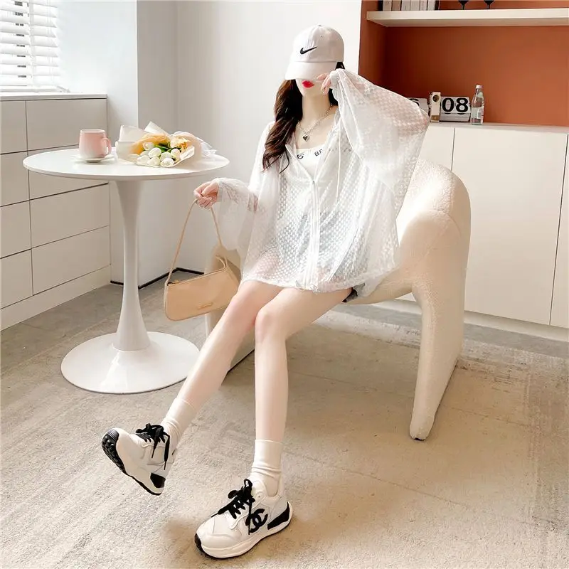 Women 2025 Summer Korean Style Versatile Loose Hooded Sunscreen Shirt Zipper Jacket Perspective Long Sleeve Top jacket
