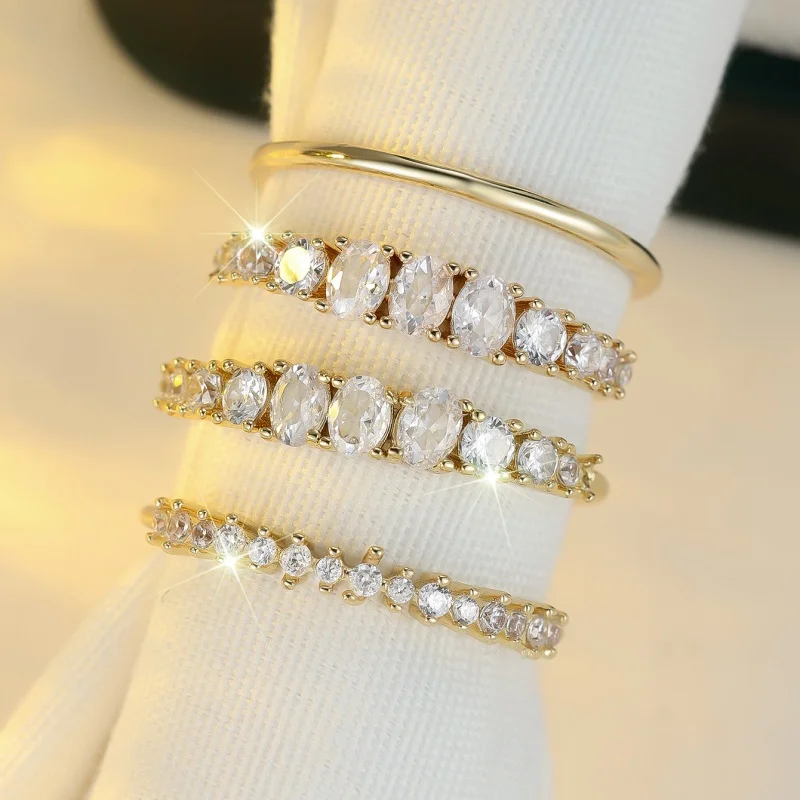 New Light Luxury Zircon Inlaid Fine Ring 4-piece Set for Commuting Versatile Horse Eye Plain Circle Multi-layer Accessories