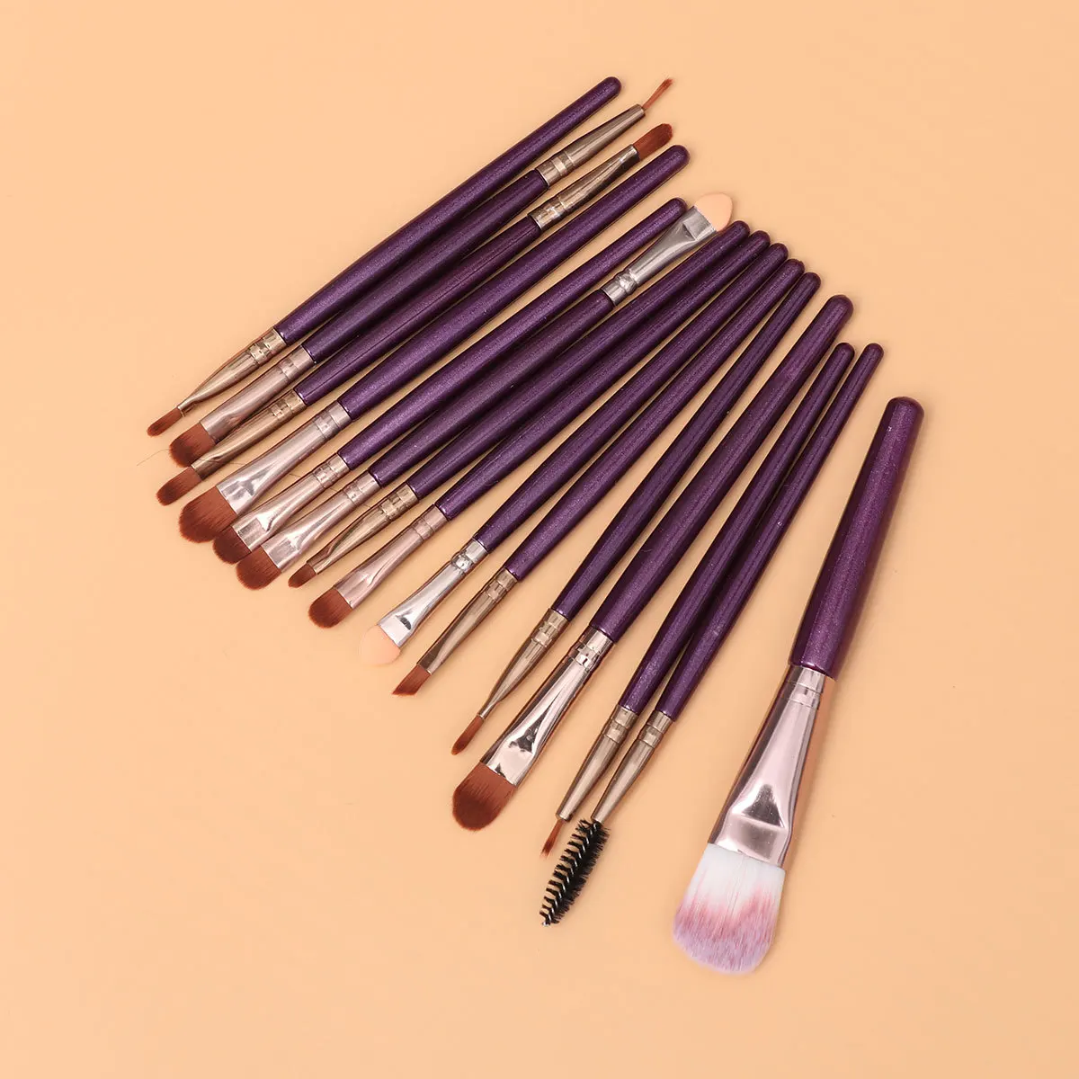 Set di pennelli per trucco viso da 15 pezzi Kit completo di strumenti per applicazioni impeccabili Ottimo regalo per pennelli cosmetici per trucco