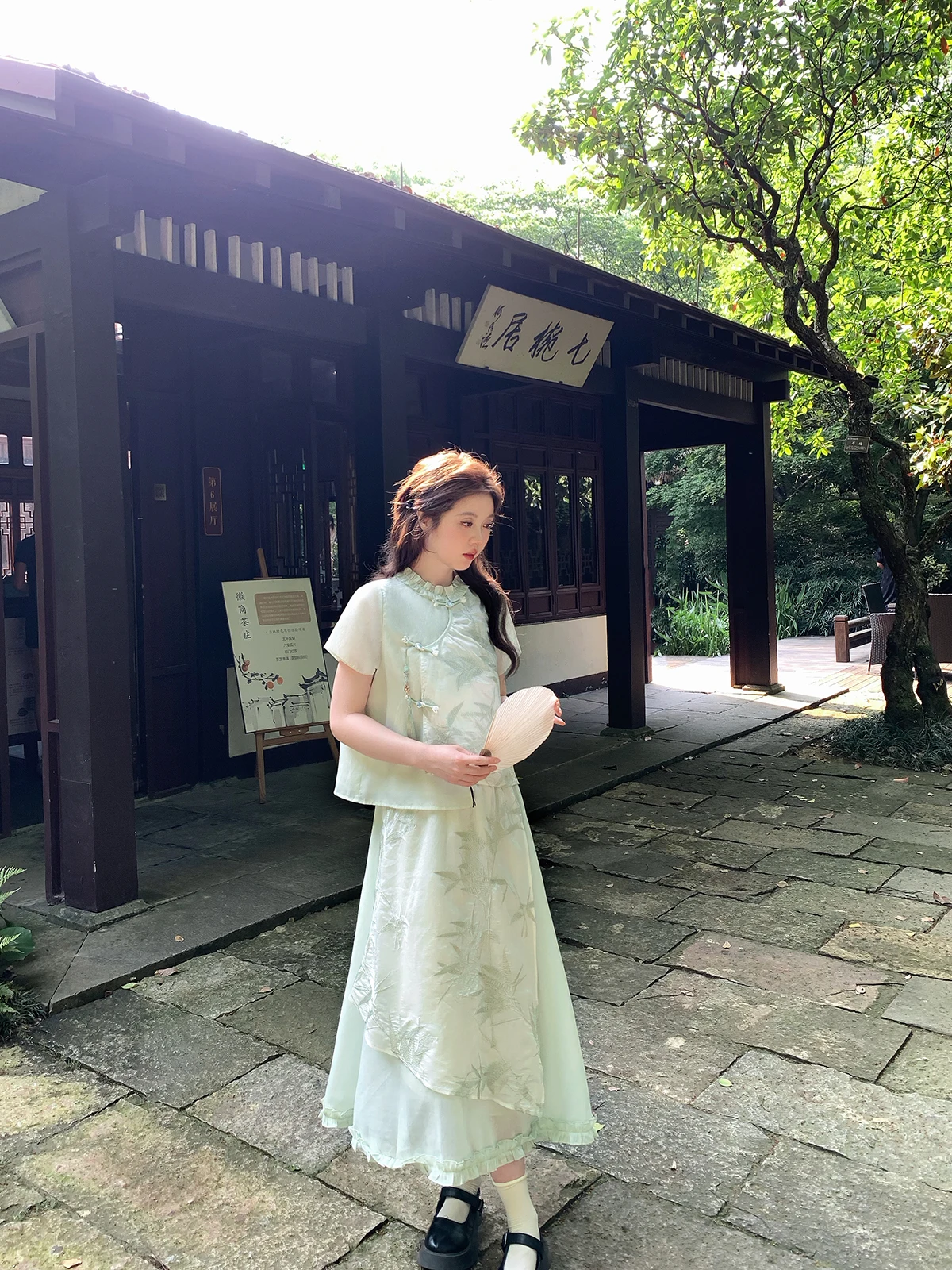 

Комплект для женщин больших размеров: вышитый кардиган с бамбуковым узором и юбка А-силуэта с высокой талией, прямого кроя, с коротким рукавом, летний модный комплект