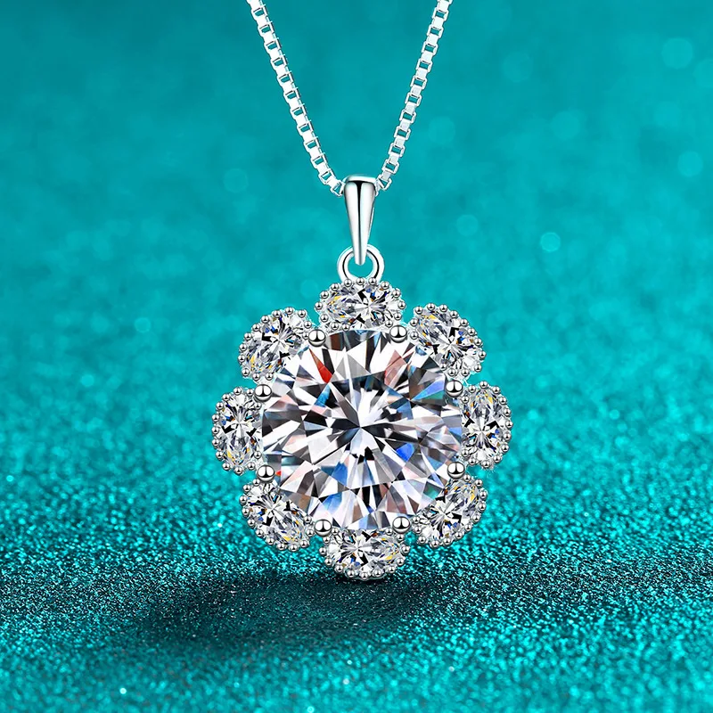 Hot-selling 10ct Moissanite Sunflower 18k White Gold Pendant Necklace Platinum Pt950 Box Chain High-Quality Fashion Accessory
