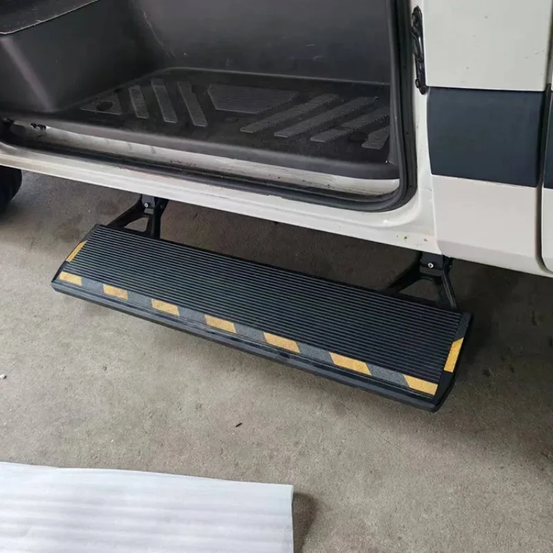 RV خطوة قابلة للطي الكهربائية قافلة واحدة خطوة عالية الجودة سبائك الألومنيوم الأسود متنقل B-نوع خطوة السيارة