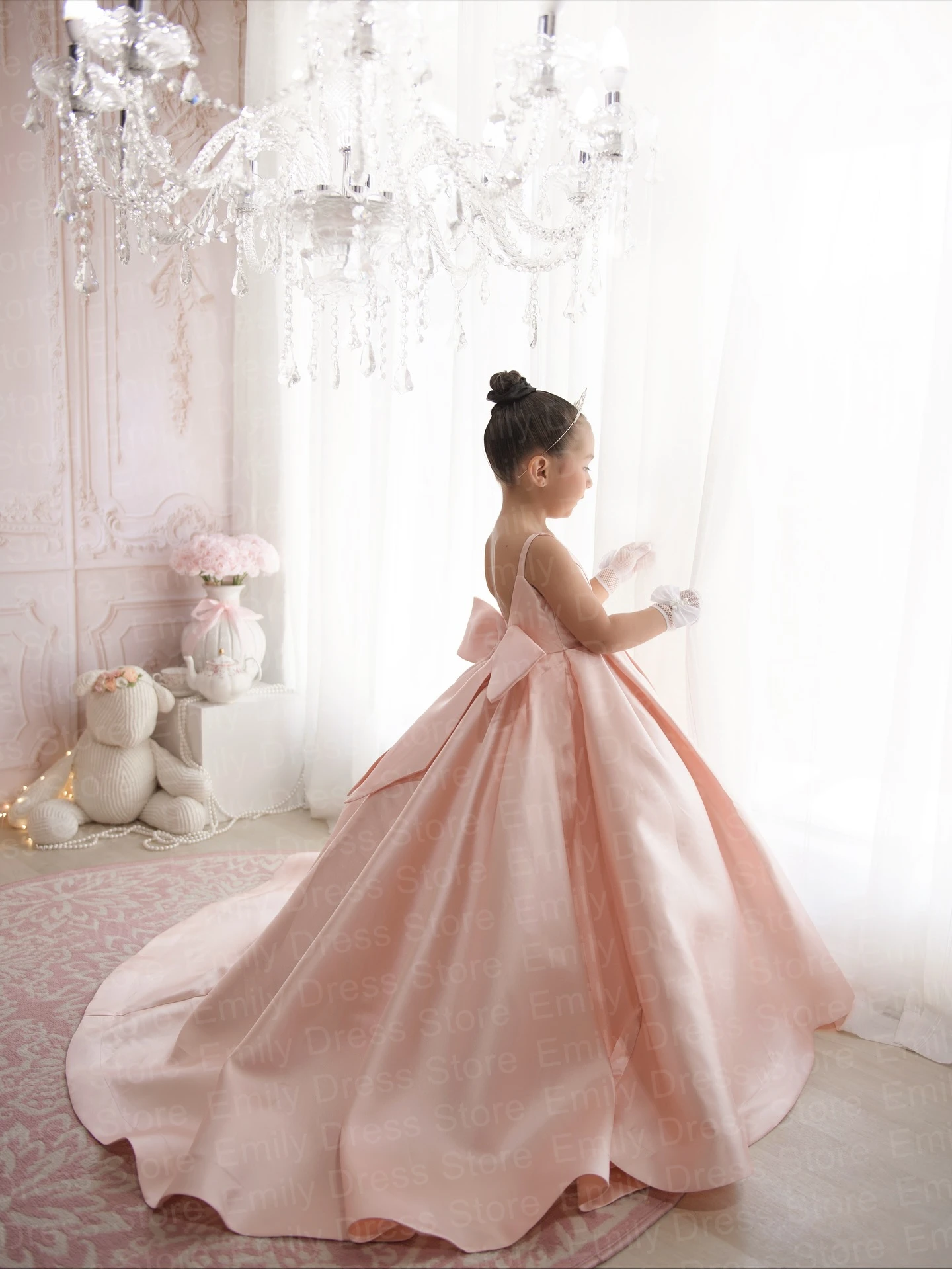 

Customized Pink Flower Girl Dress for Wedding Satin Puffy Sleeveless With Bow Baby Kids Birthday Party First Communion Gown