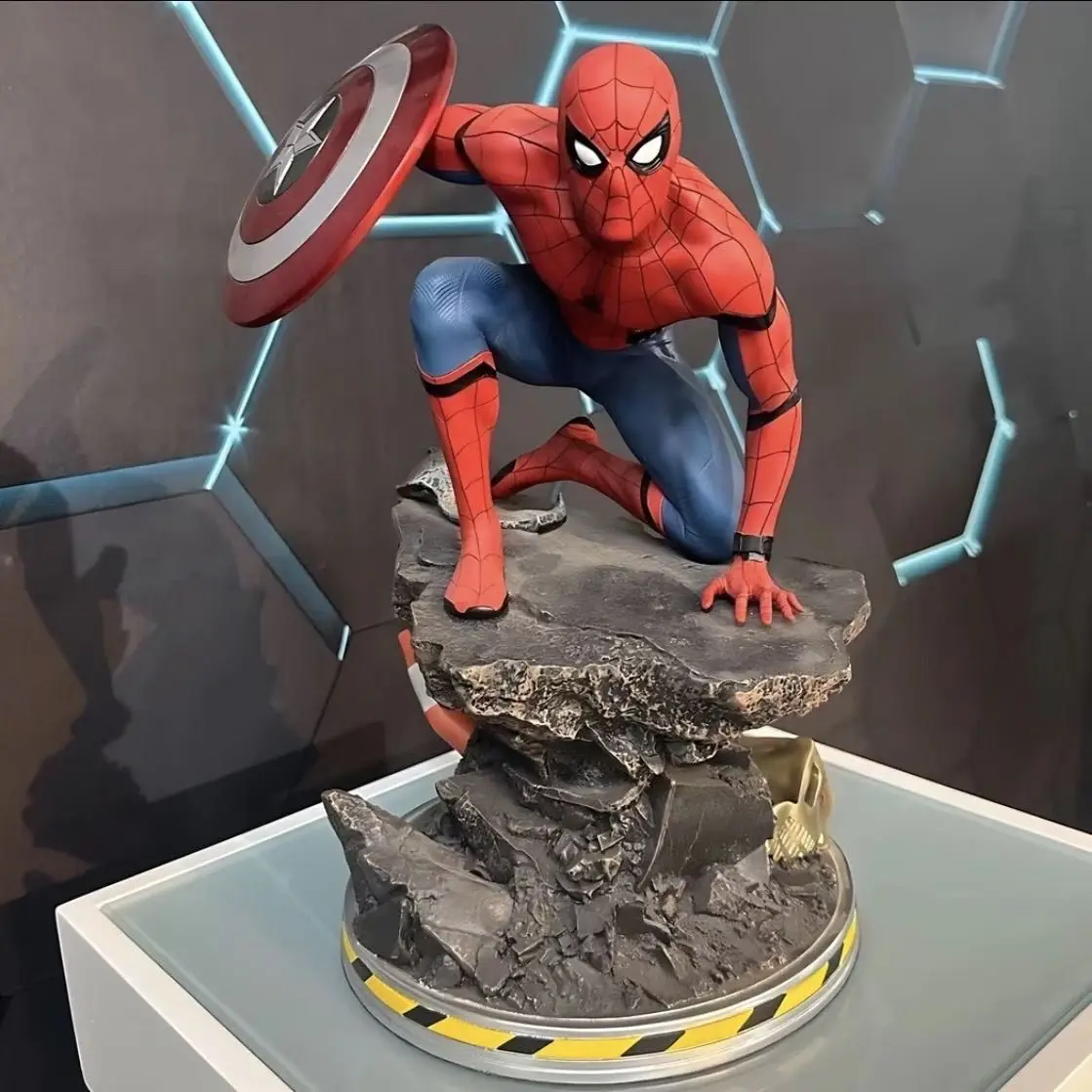 

Marvel Studio Человек-паук Мстители 15,74 дюйма/40 смGuardian Can Move GK Щит фигурка боевая поза орнамент модель игрушки подарки