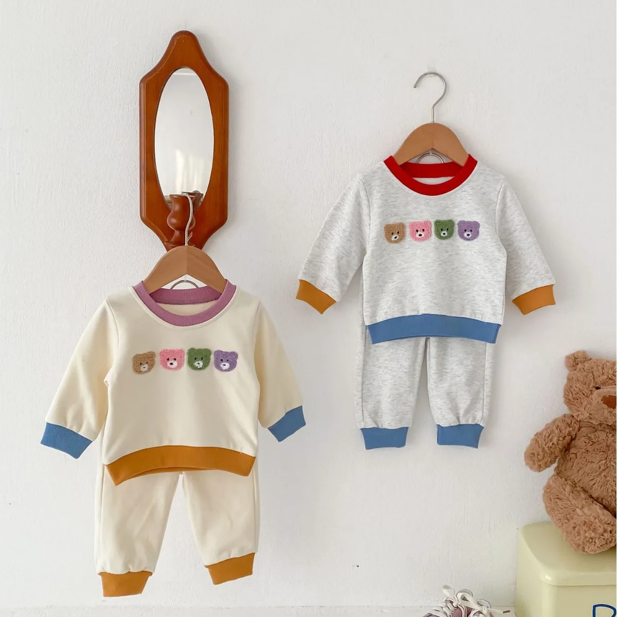 

0-3year cartoon bear embroidery Baby Tracksuit Spring Long Sleeved Suit Loose Fashion Boys Girls Clothes Sweatshirt Set