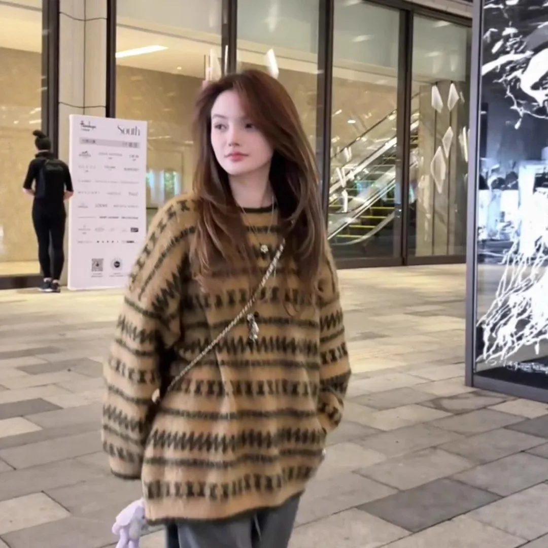 

Vintage Striped Color-Block Pullover Sweater for Women 2025 Autumn Winter New Loose Outerwear Top