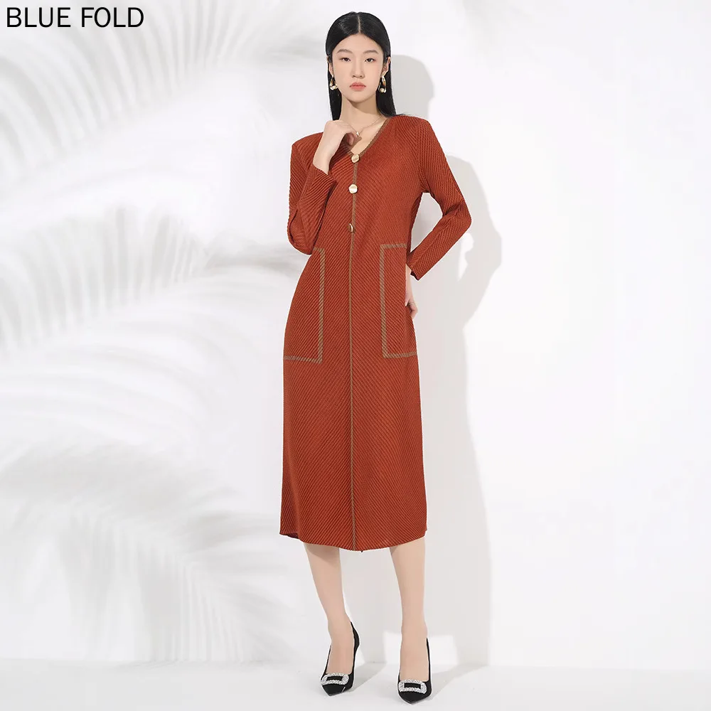 

MIYAKE PLEATS Vestido Элегантное плиссированное платье Роскошное Vibe Весна/Осень 2025 Новый дизайн Спецодежда с длинными рукавами Складки из рыбьей чешуи
