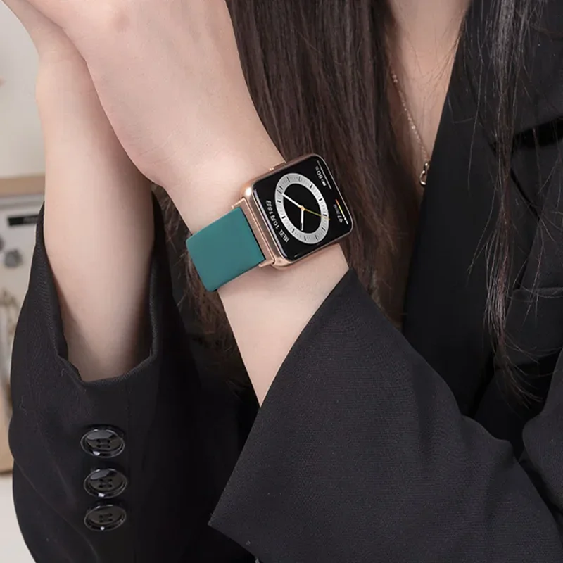 สายซิลิโคนสําหรับนาฬิกา Huawei FIT 3 สายนาฬิกาข้อมือหัวเข็มขัดโลหะสร้อยข้อมือกีฬา fot huawei fit 2 fit3 correa อุปกรณ์เสริม