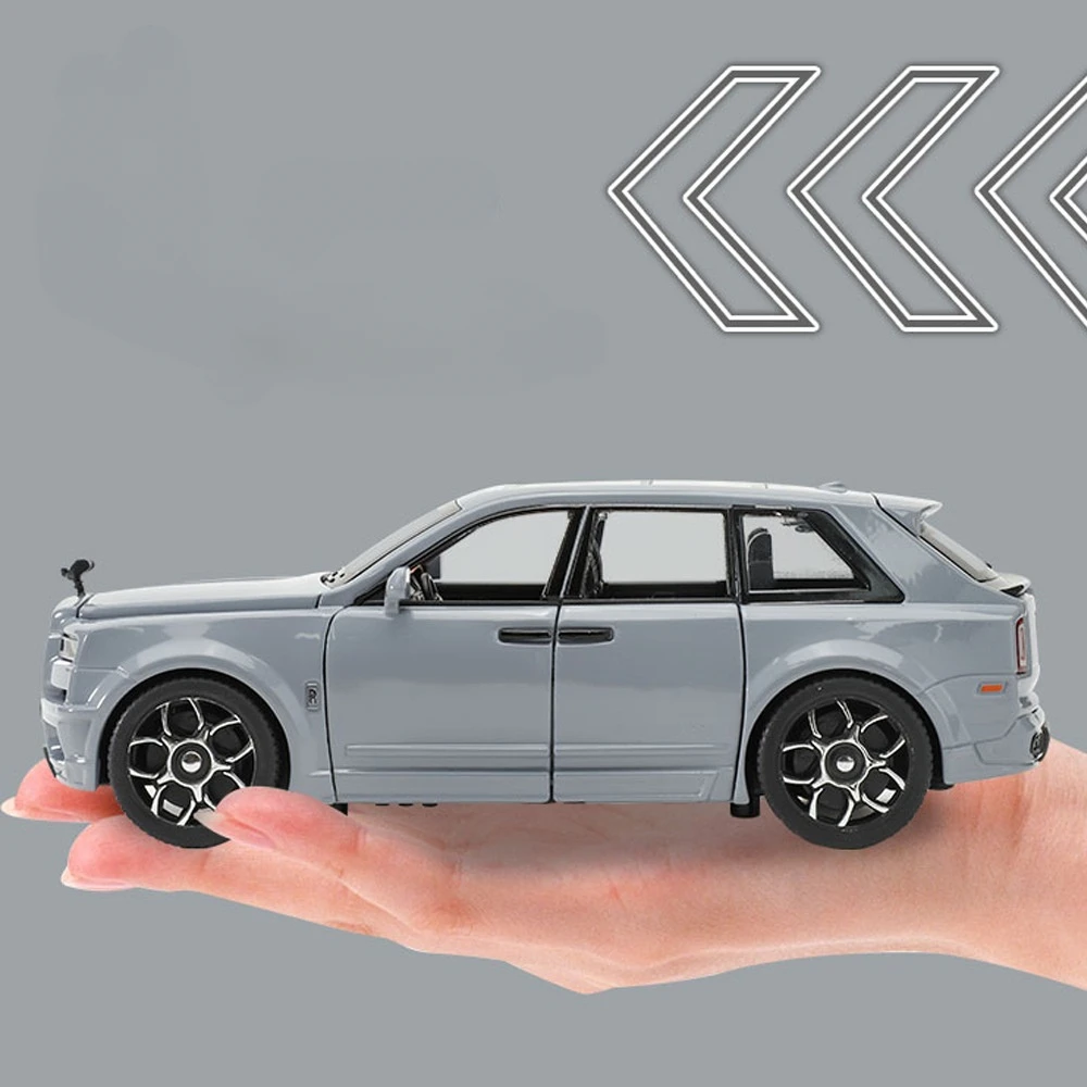 Rolls Royce SUV Cullinan modelo de coche de aleación, juguete de Metal fundido a presión, simulación de sonido y luz, colección de regalos para niños, 1:32