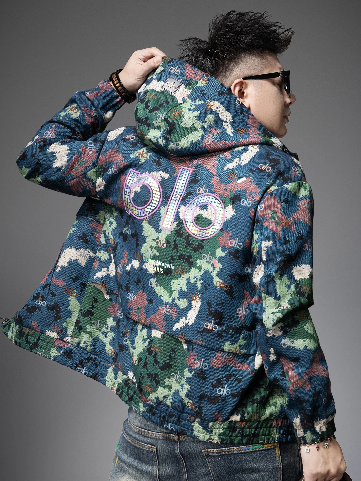 

High-End Letterman Hoodie Jaet Men's Faionable Casual Sle Lightweight Camouflage Jaet Warm Stand Fit Polyester Cot...