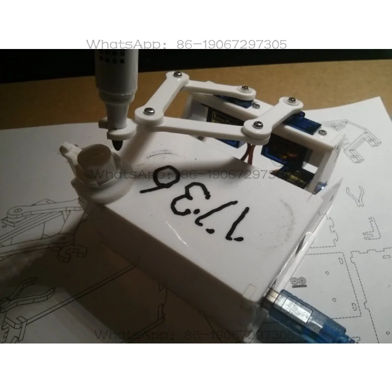 The Manipulator Small Clock Kit Is Installed and Debugged, and It Can Be Made Immediately After Being Powered on.