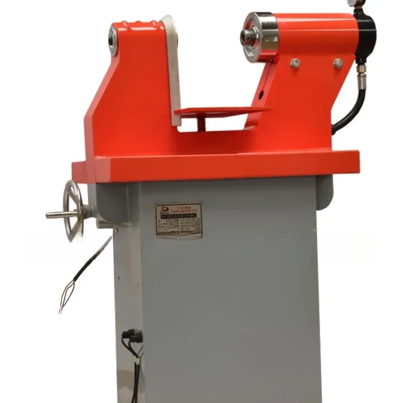 Electric hydraulic riveting machine, cart, brake shoe riveting machine, brake shoe riveting machine