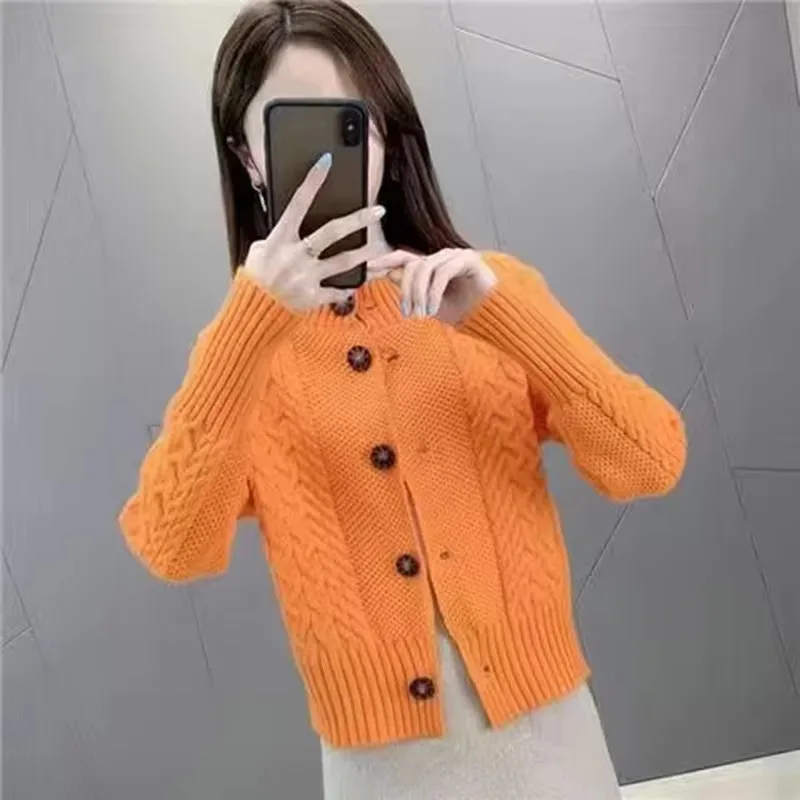 

Fashion New Short Sweater Ladies Cardigan Stripe Knitted Women Tops Autumn Winter Round Neck Long Sleeves Knitting Female Coat