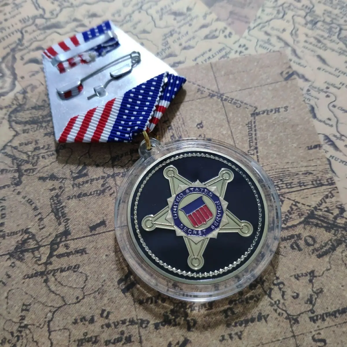 US Eagle Emblem Five-Star Medal Gold-plated Coin with Clear Case Ribbon Badge Pin Style Wearable Collection Crafts Gifts