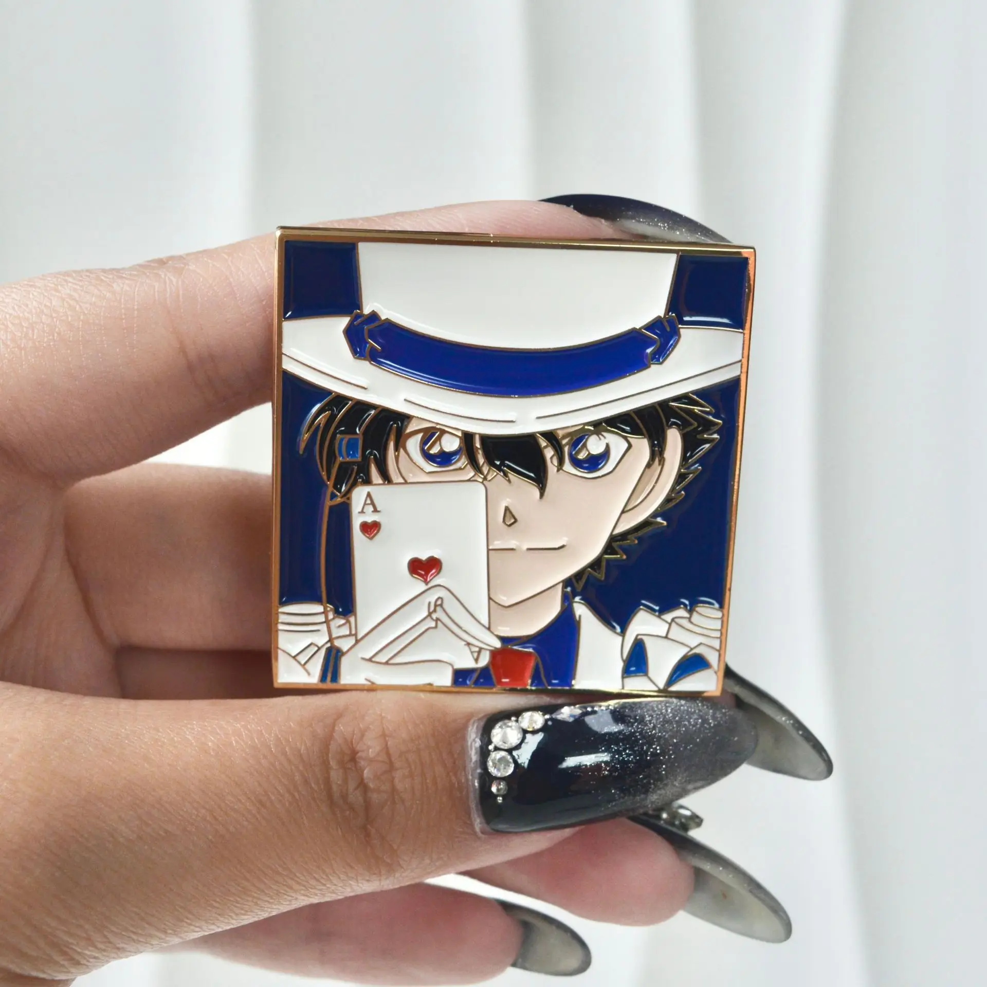 Kaitou Kiddo Pins Pendant Anime Detective Conan Kuroba Kaito Metal Badges Japan Manga Brooches Backpack Clothing Lapel Cosplay