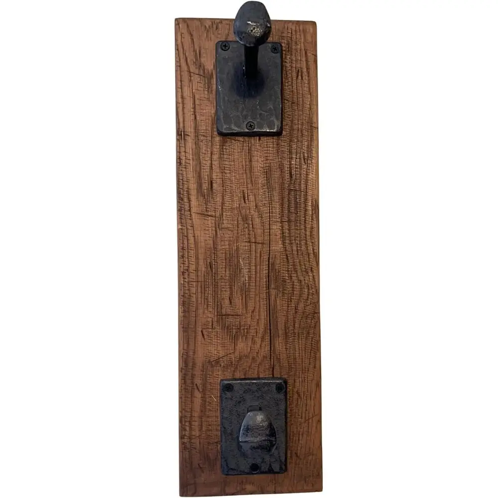 

Настенная вешалка для шляп в деревенском стиле - ручная работа из переработанной древесины и 2 железнодорожных колышков